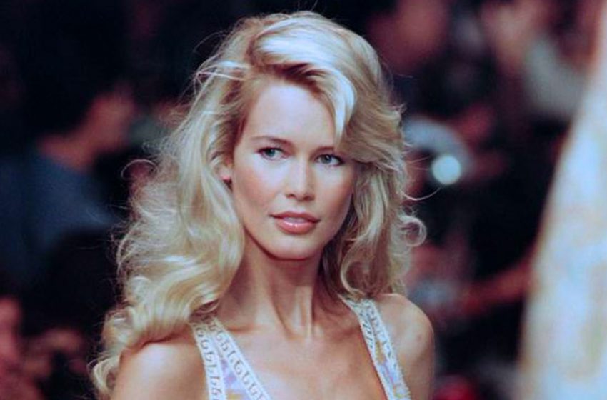  Dans les années 90, toutes les femmes enviaient sa beauté. À quoi ressemble maintenant Claudia Schiffer, 51 ans ?