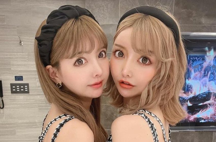  Les plus belles jumelles du Japon ont changé et sont devenues méconnaissables.