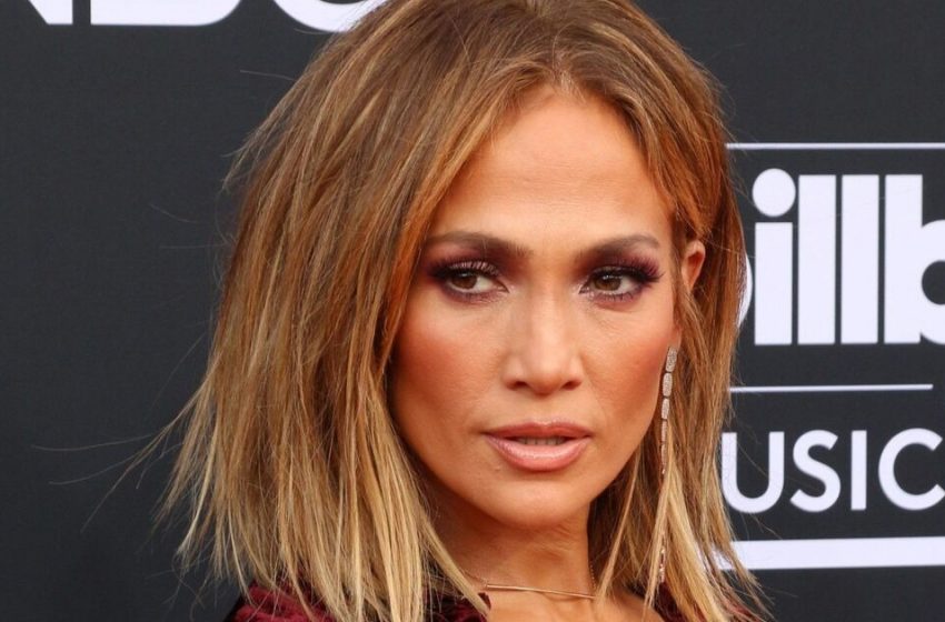  Les années n’ont eu aucun effet sur elle. Comment est la jeune maman Jennifer Lopez ?